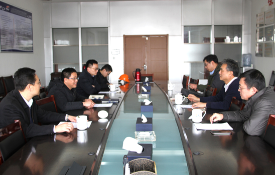 潍坊市人大常委会委员张学文一行到山东新和成药业调研.jpg
